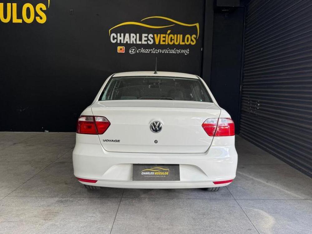 Volkswagen Voyage