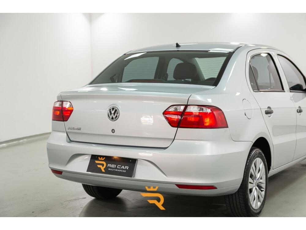 Volkswagen Voyage