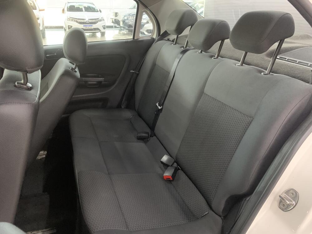 Volkswagen Voyage