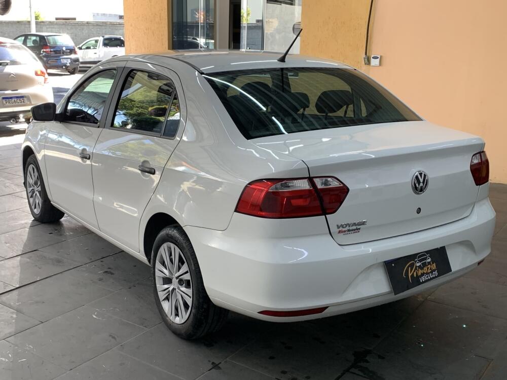 Volkswagen Voyage