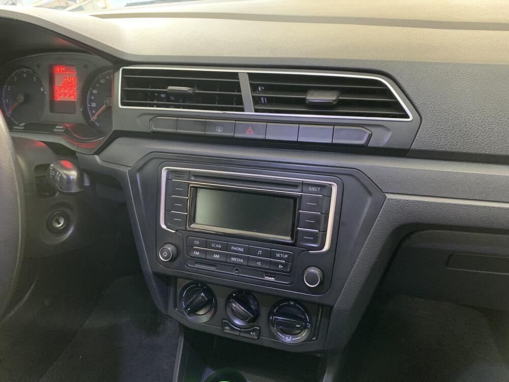Volkswagen Voyage