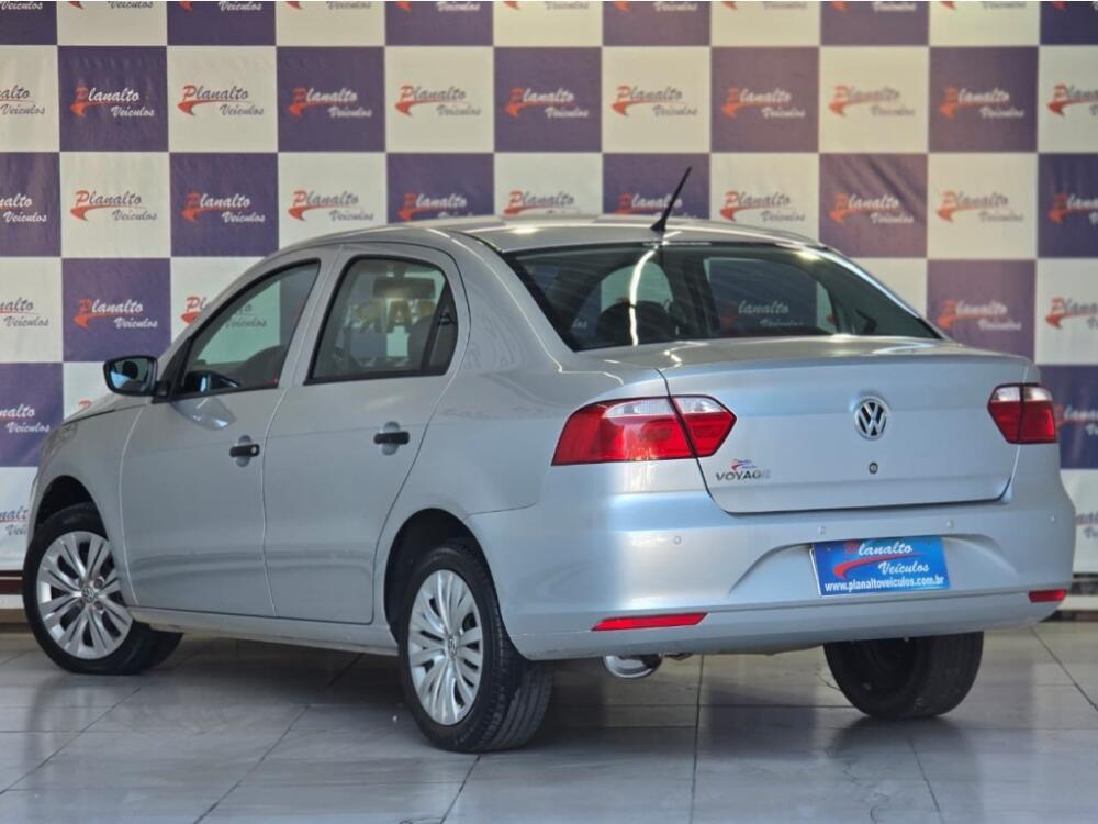 Volkswagen Voyage