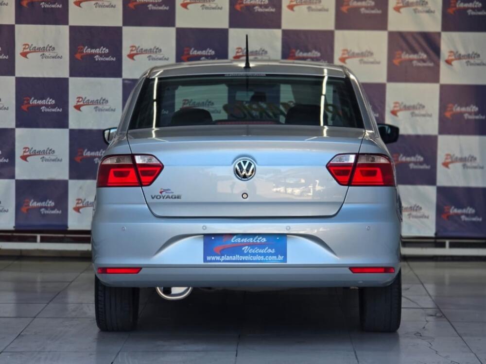 Volkswagen Voyage