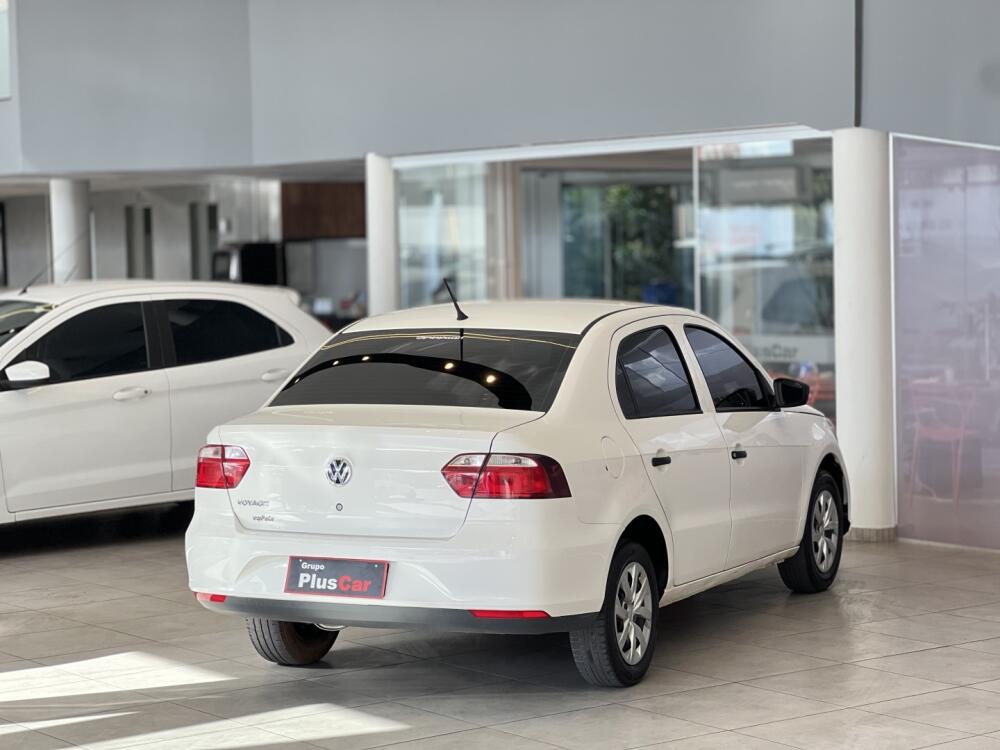 Volkswagen Voyage