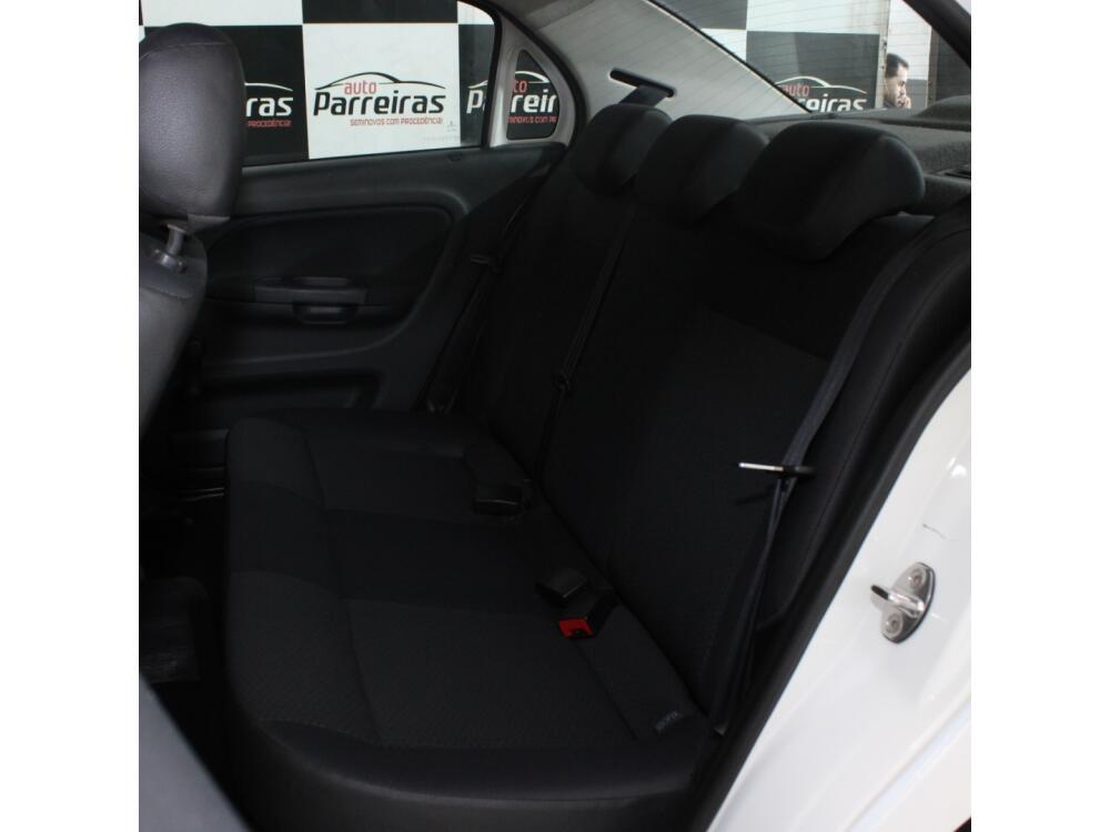 Volkswagen Voyage