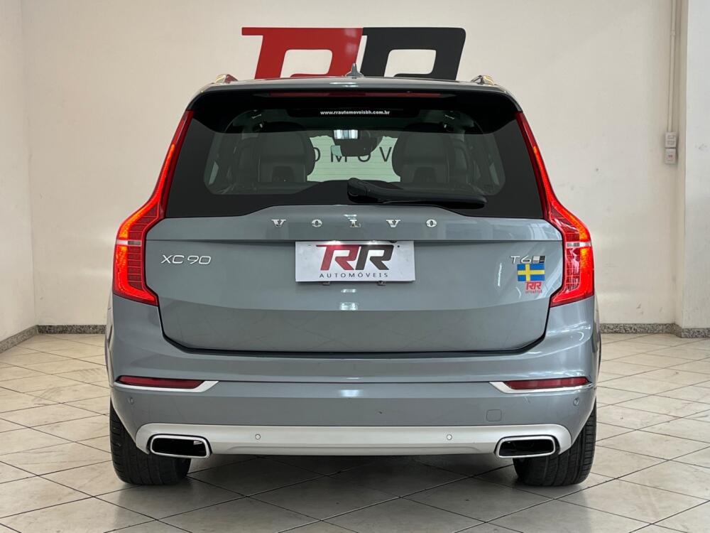 Volvo XC90